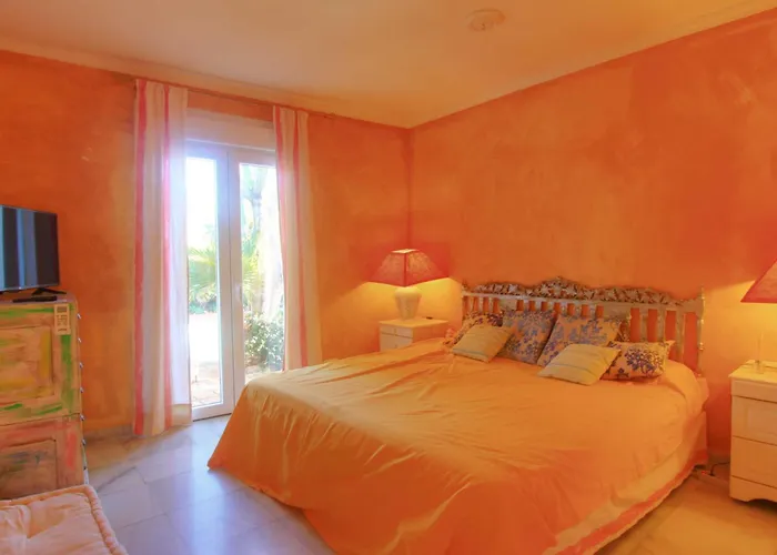 Vila 2042 Elegant With Garden Heated Pool Marbella