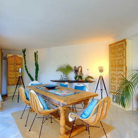 2042 Elegant With Garden Heated Pool Vila Marbella