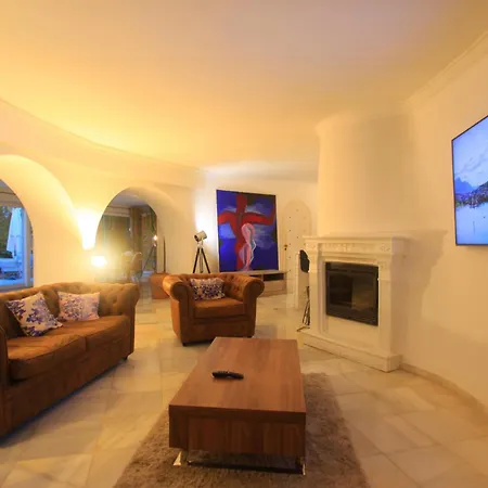 2042 Elegant With Garden Heated Pool *