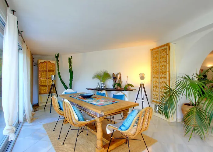 2042 Elegant With Garden Heated Pool Villa Marbella