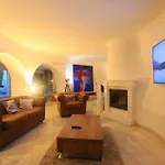 2042 Elegant With Garden Heated Pool *