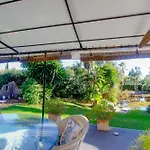 Villa 2042 Elegant With Garden Heated Pool