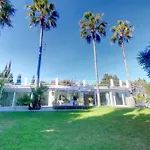 2042 Elegant With Garden Heated Pool Villa *