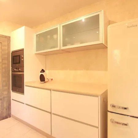 2042 Elegant With Garden Heated Pool *