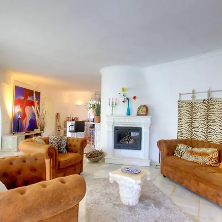 2042 Elegant With Garden Heated Pool Villa