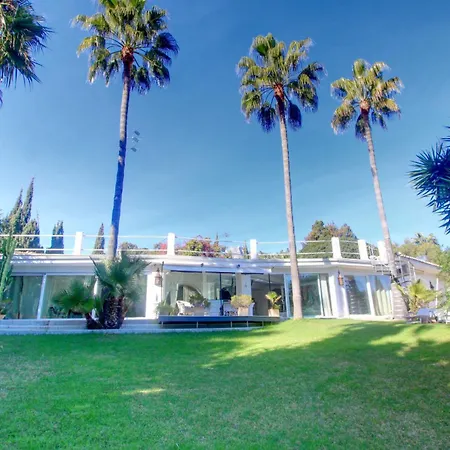 2042 Elegant With Garden Heated Pool Villa *