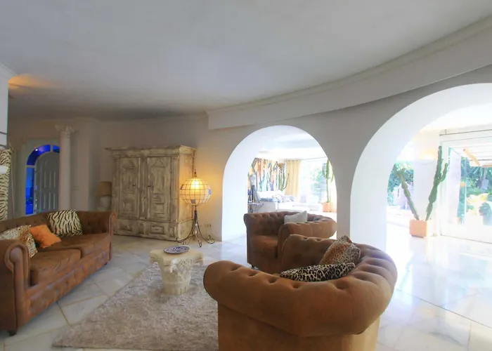 2042 Elegant With Garden Heated Pool Marbellac