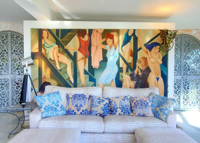 Вилла 2042 Elegant With Garden Heated Pool Марбелья