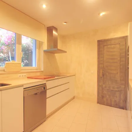 2042 Elegant With Garden Heated Pool ماربيا